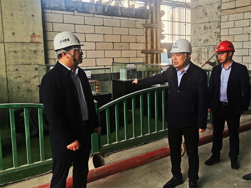 馮開銀調研公司科技地產發展情況